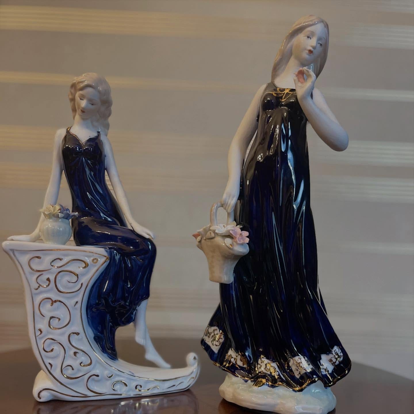 Porcelain figures