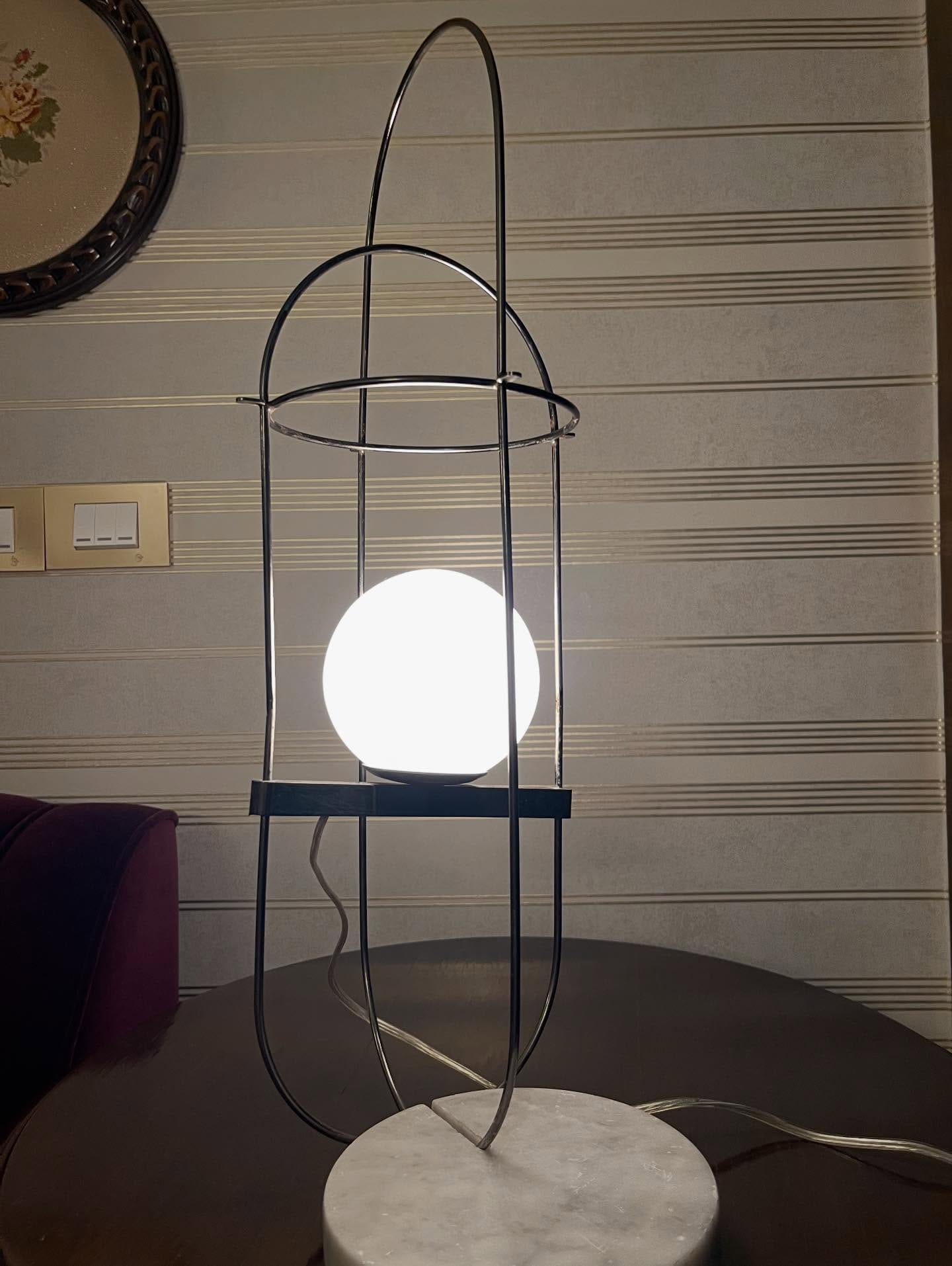 Art deco lamp