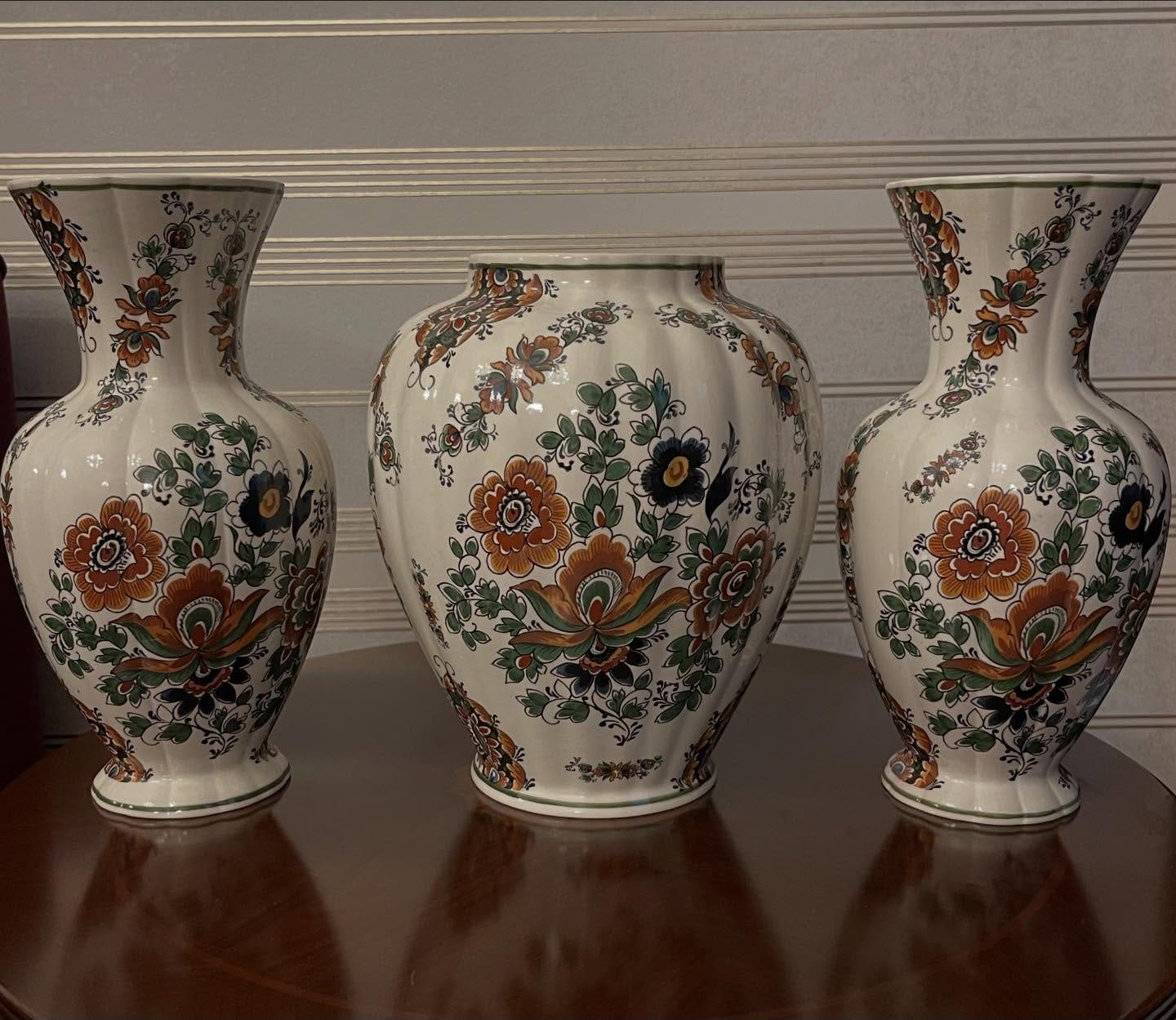 Delft hand-painted triplet